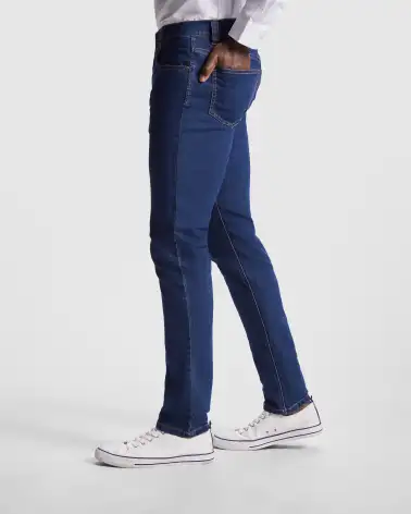 PANTALÓN VAQUERO SEMIENTALLADO PARA HOMBRE IZQ